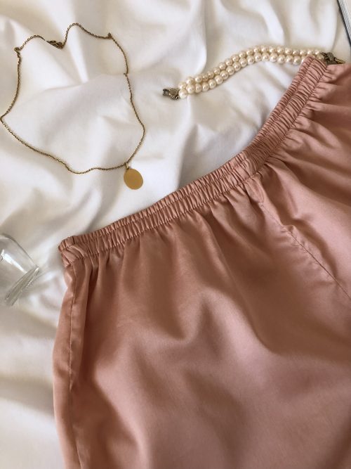 Short Enchante rose details